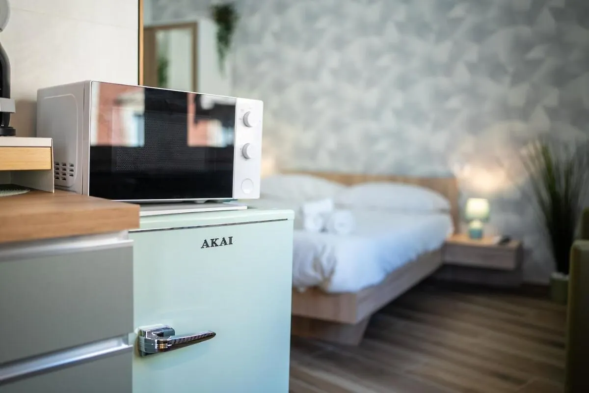 Comfort & Design Minutes Away From The Centre Milan