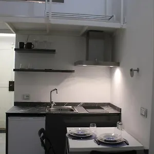 Appartamento Piccolo Loft A Due Passi Dal Castello, Milano